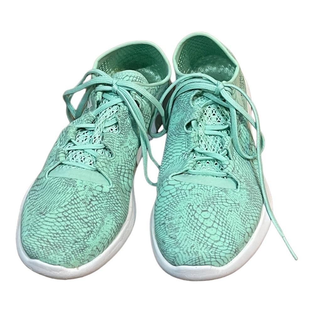 Under Armour Mint Green Snakeskin Print Studio Luxe S… Gem